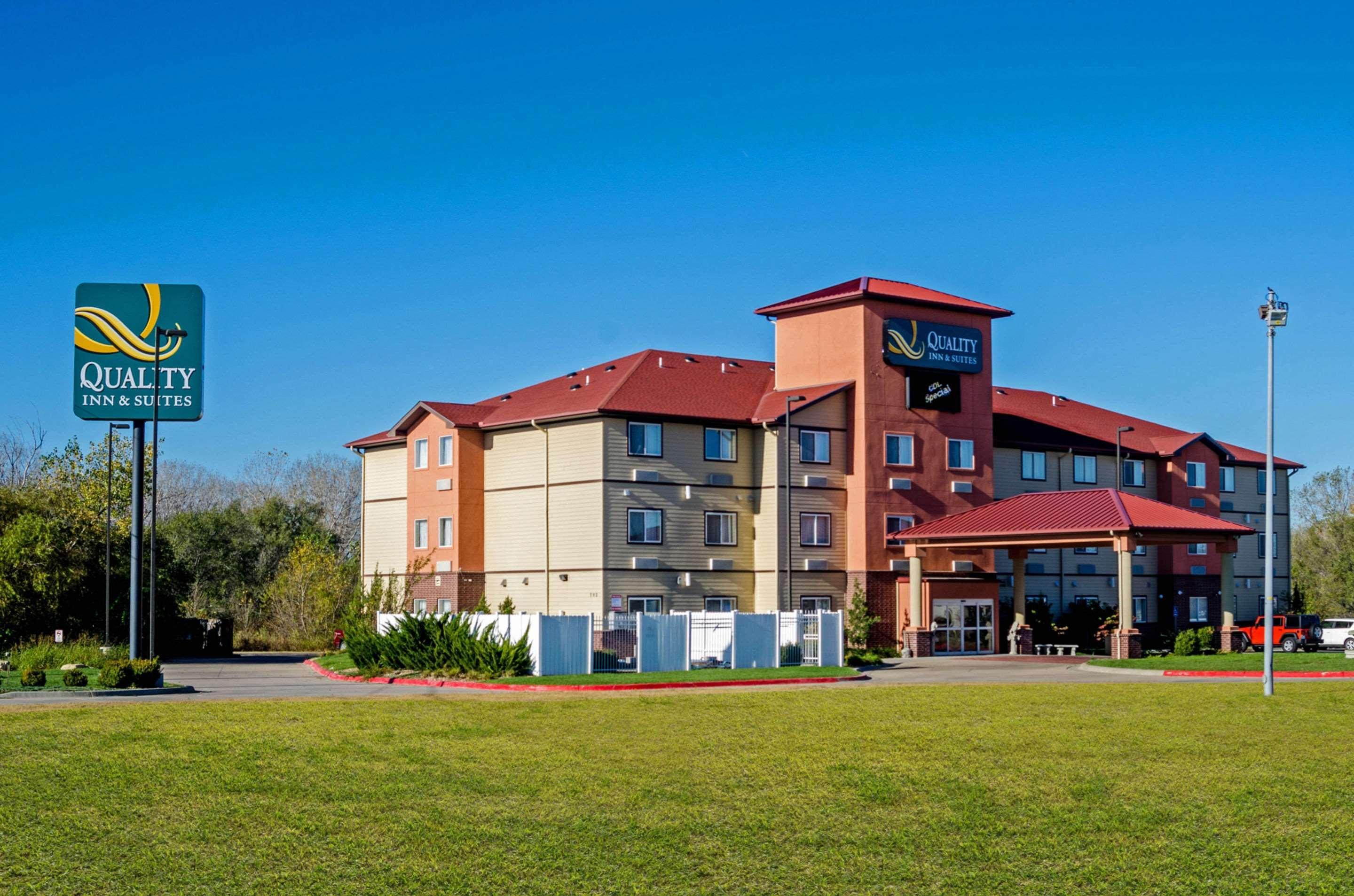 Quality Inn & Suites Park City מראה חיצוני תמונה